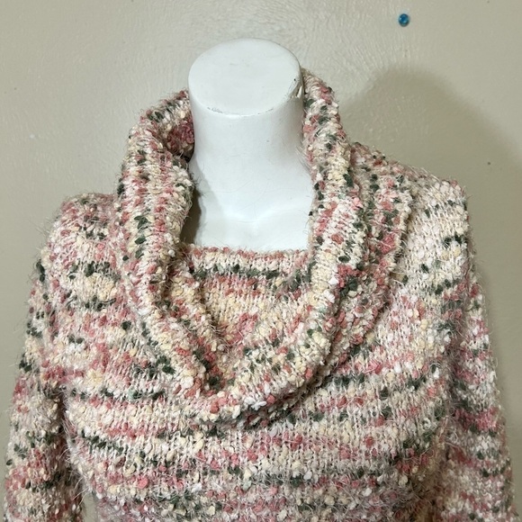 RYU ANTHROPOLOGIE BRAND Small/Medium acrylic blend knit and lace sweater dress - Picture 8 of 15
